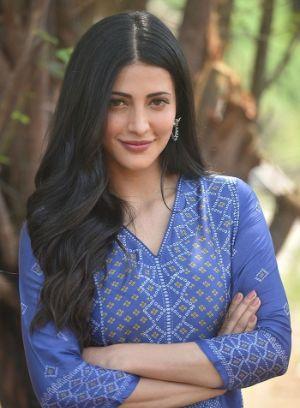 HC Protects Shruti Haasan