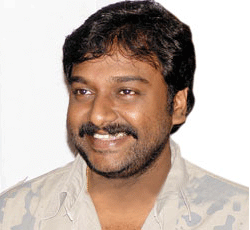 What does 'VV' in VV Vinayak stand for?