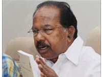 No disciplinary action on Konda Surekha: Veerappa Moily