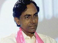 KCR, wife leave for Delhi to meet Srikrishna panel