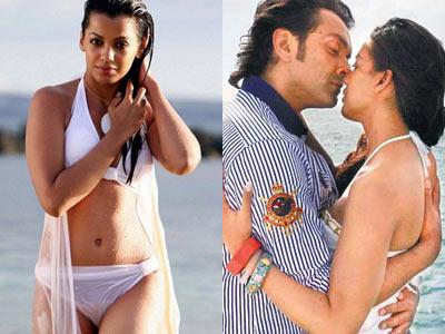 Heroine calls 'Readymade Bikini Body'