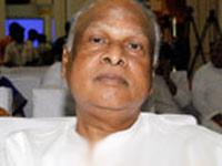 Paladugu demands criminal cases against MFIs