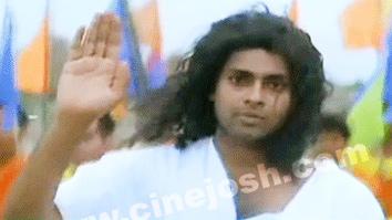 'Jesus' blessings for 'Puli' Director