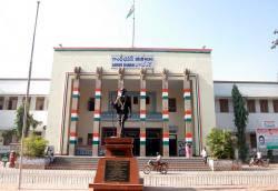 T Students protest at R Day celebrations at Gandhi Bhavan