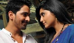 Maaya Movie Review