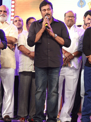 Hero's Fans Dual Standards on Chiranjeevi?