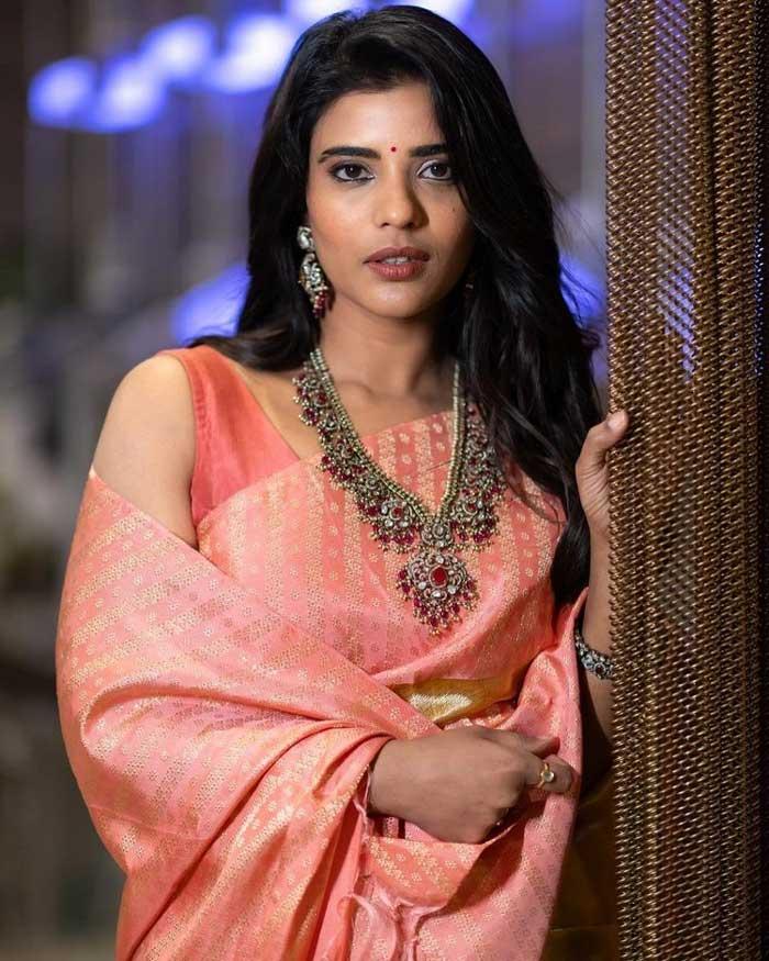 Aishwarya Rajesh trolled for No War post