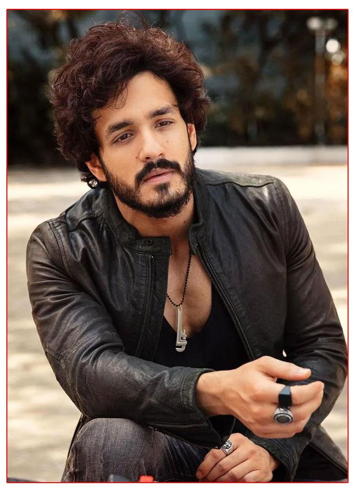 Akhil To Flex His Muscles With Him