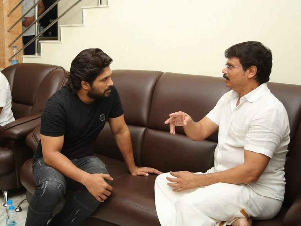 Allu Arjun-Boyapati for a different strike