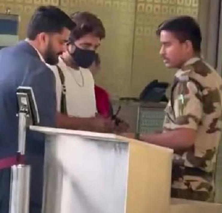 Did Allu Arjun refuses to remove mask at Airport