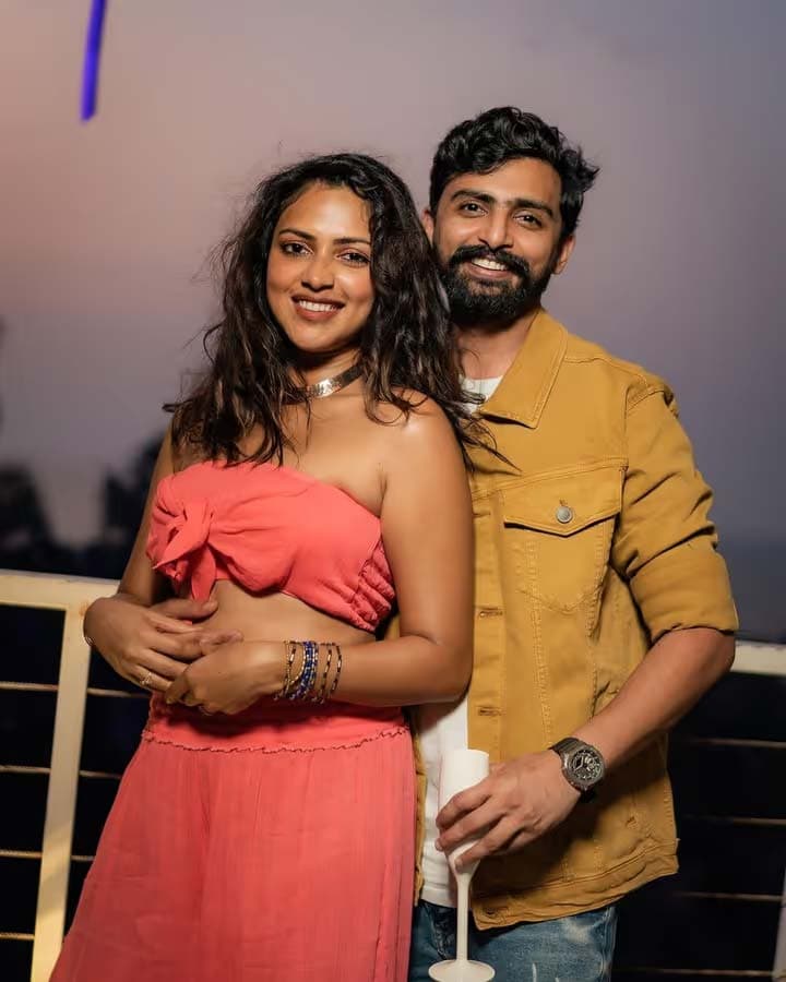 Amala Paul hubby unaware of her secret
