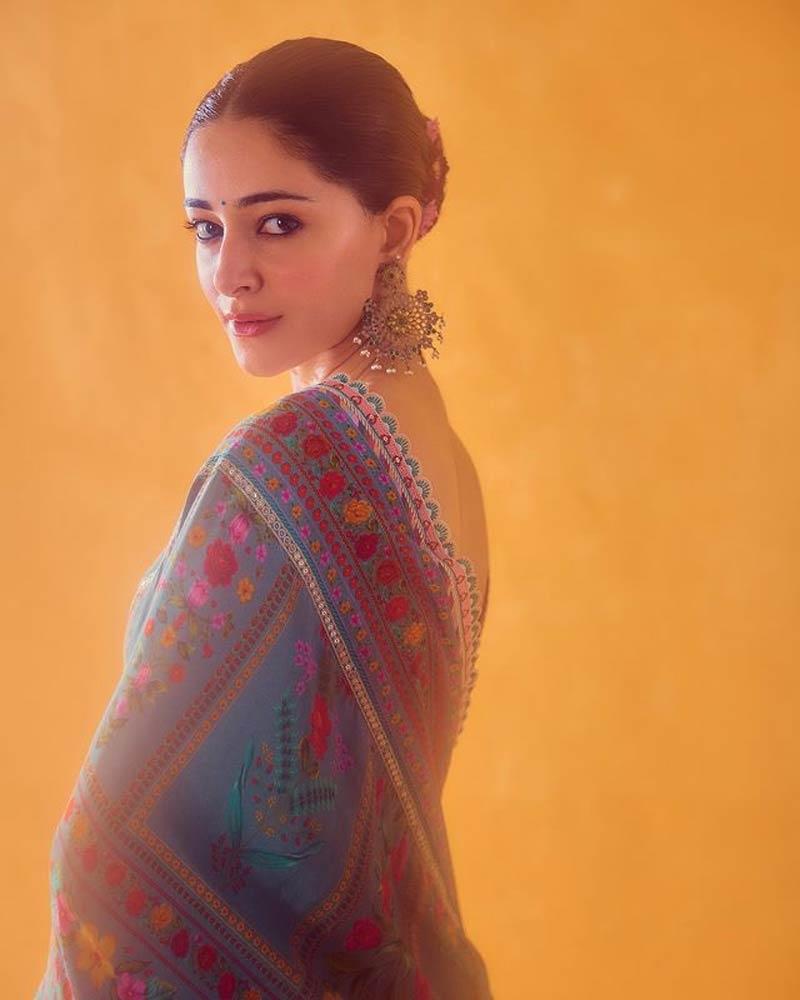 Ananya Panday makes amazing style statement
