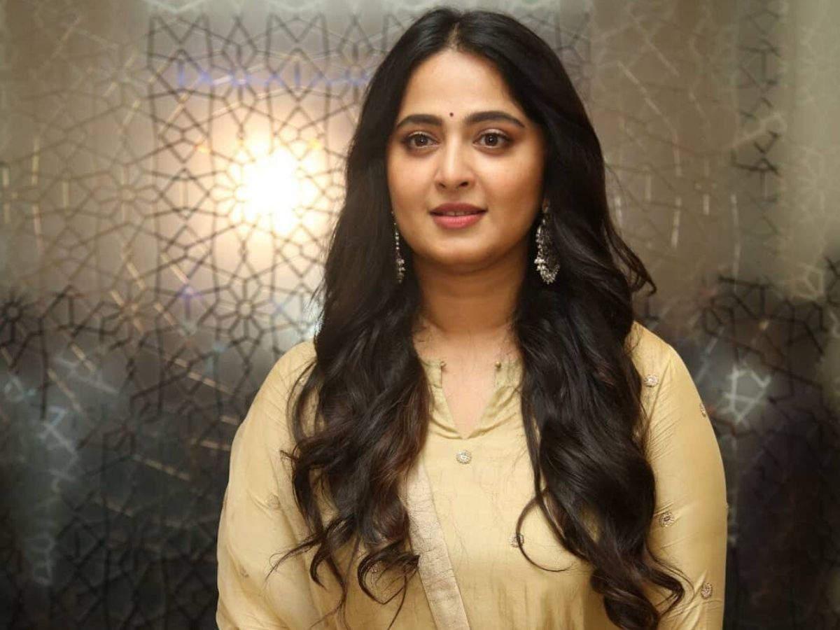 Anushka's Next With Debut Director