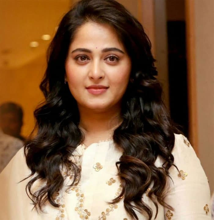 Secret Behind Anushka 2 Months Break