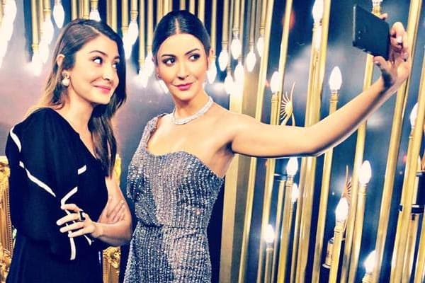 Anushka's Statue Scaring, Not A Prank!