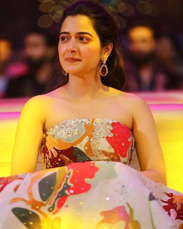 Ashika Ranganath sparkles in a floral outfit