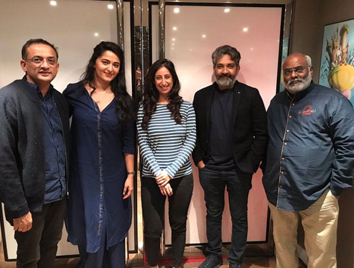 BB 2 Team @ London for Rare Feat