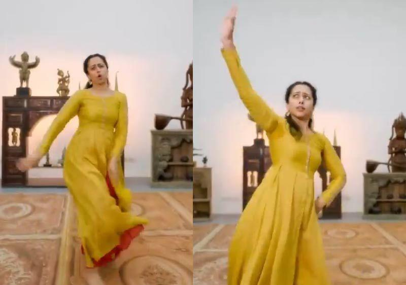 Balakrishna daughter spellbounds with sensational dance