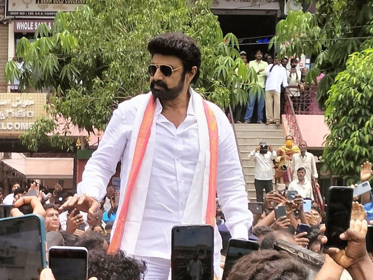 Balakrishna's generosity steals hearts