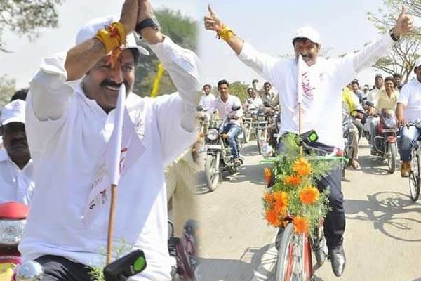 Balayya Cycle Feats at Lepakshi!