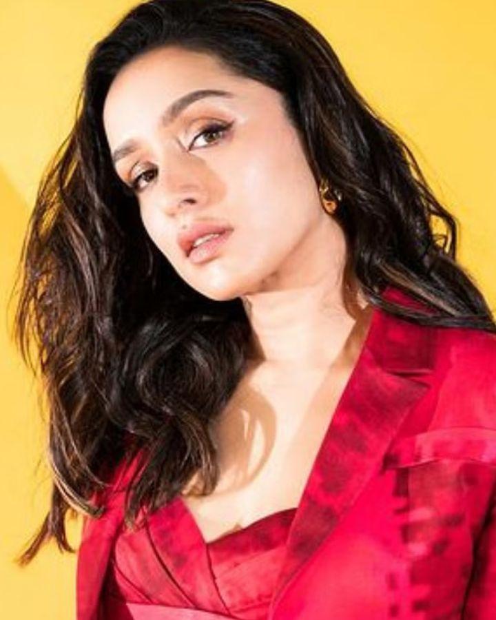 Is Shraddha Kapoor account hacked
