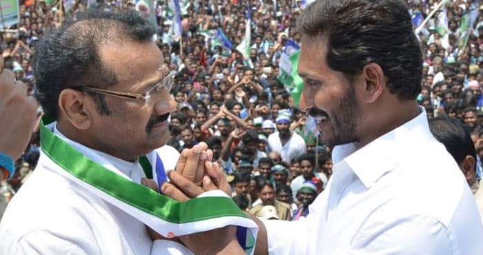 Mohan Babu & Chinnikrishna Same to Same