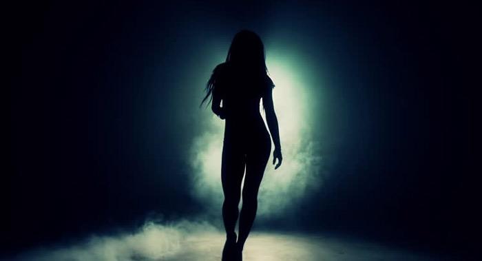 New Heroine Lands In A Lurch