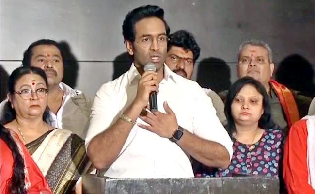 Controversial actress demands justice from Manchu Vishnu