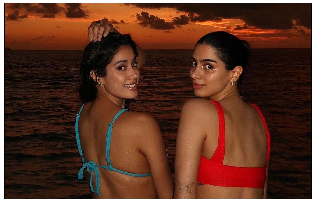 Janhvi Kapoor - Khushi Kapoor Increases Beach Temperatures