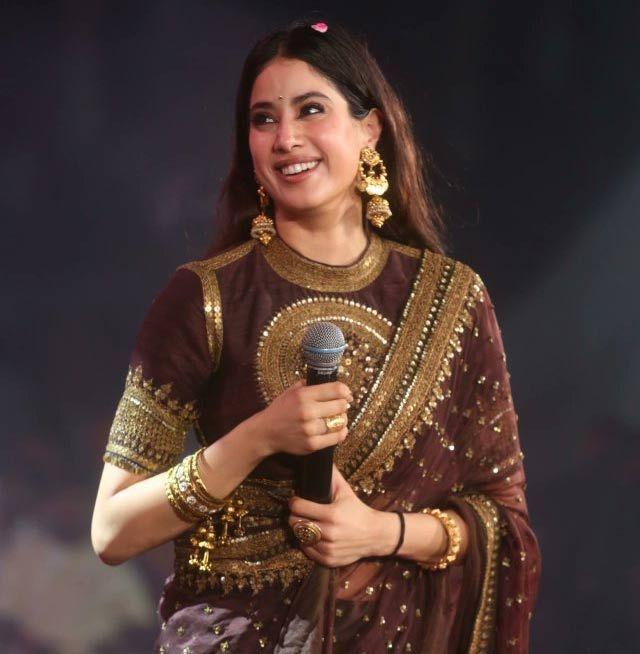 Janhvi wows with Sridevi dialogue at Peddi pre release