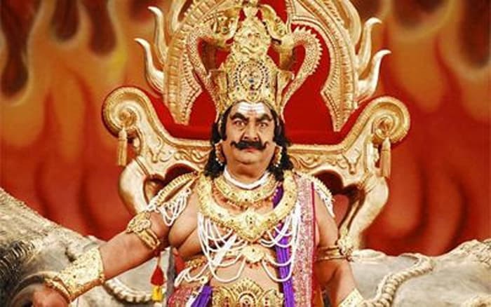 Women Angry On Rapist Narayana