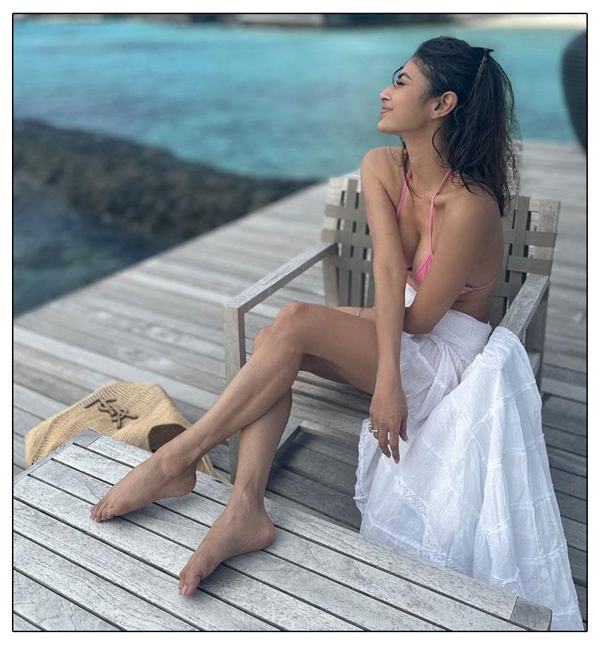 Mouni Roy Maldives Getaway For Her Birthday