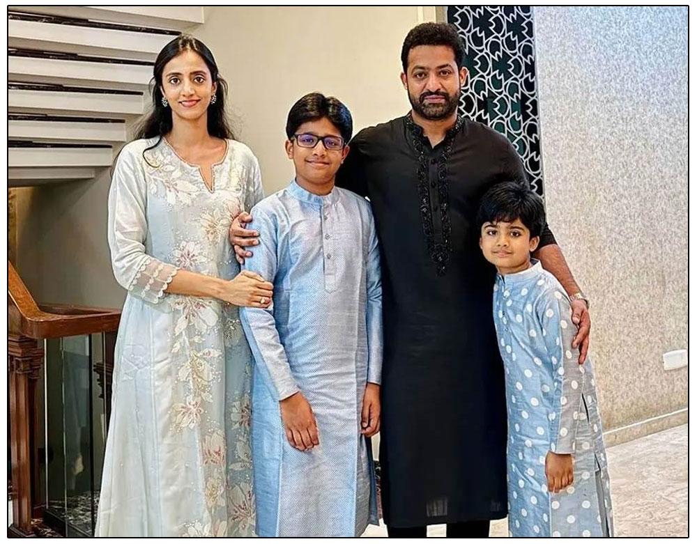 NTR Diwali Celebrations Pic Took Over The Internet