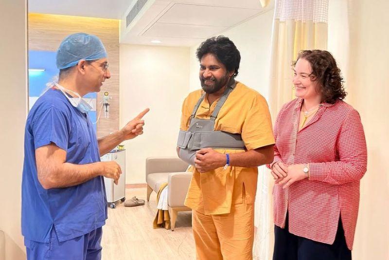 Pawan Kalyan Discharged After Shoulder Surgery In Mumbai