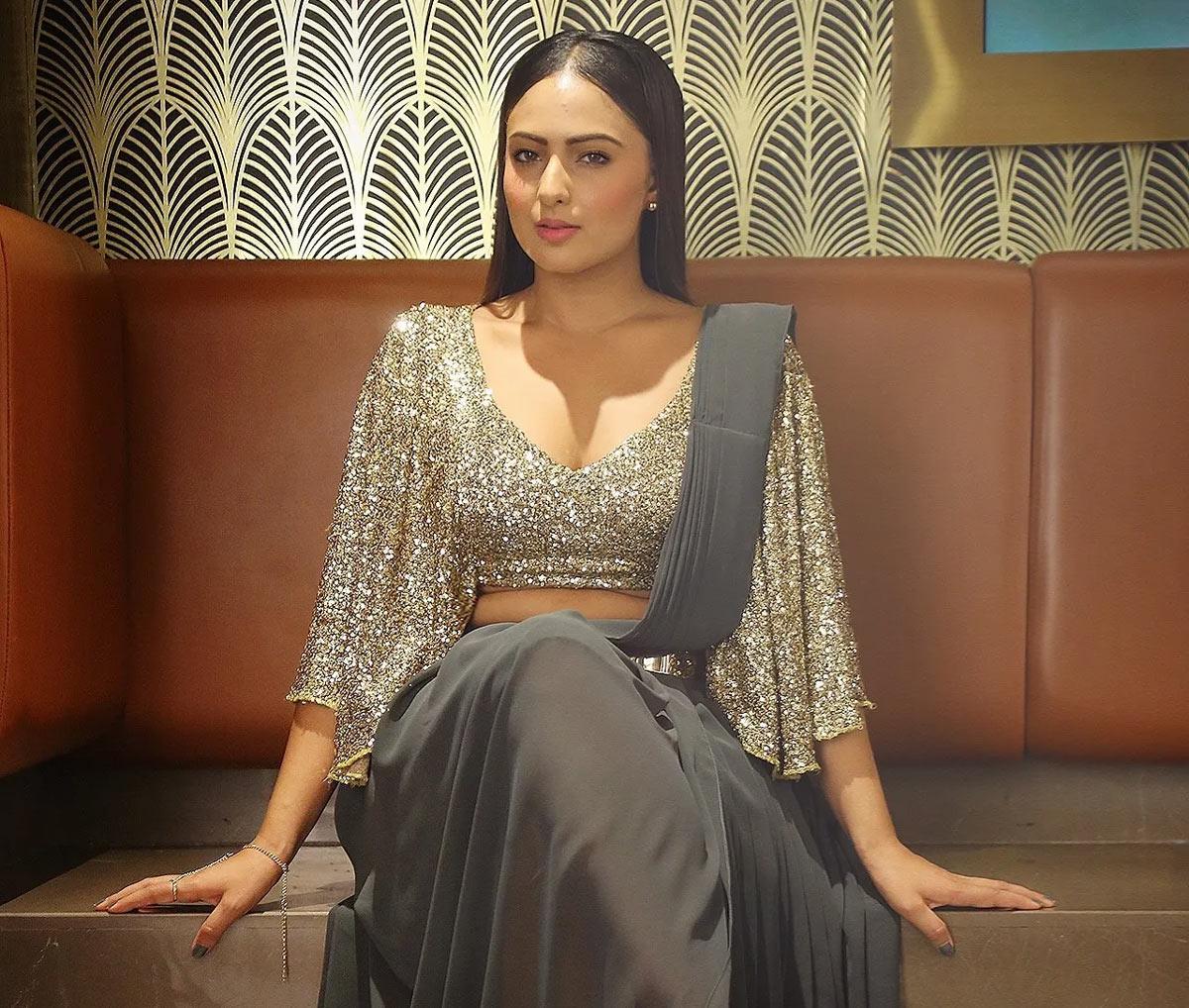 Beauty ready for Pawan Bay Watch