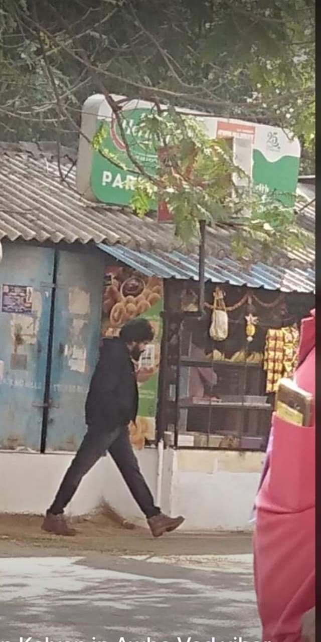 Leaked Pic: Pawan Kalyan @ Pink Sets