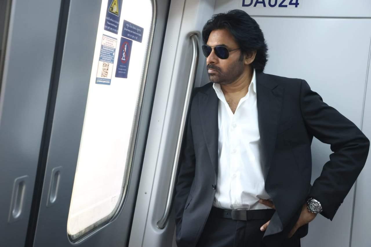 Reason For Vakeel Saab New Release Date