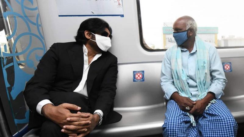 Pawan's Metro Ride: They Are Lucky! Fans Jealousy!