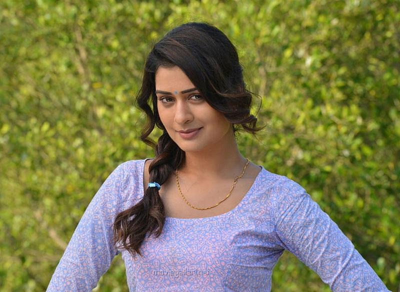 Payal Rajput Thoughts on Steamy Scenes
