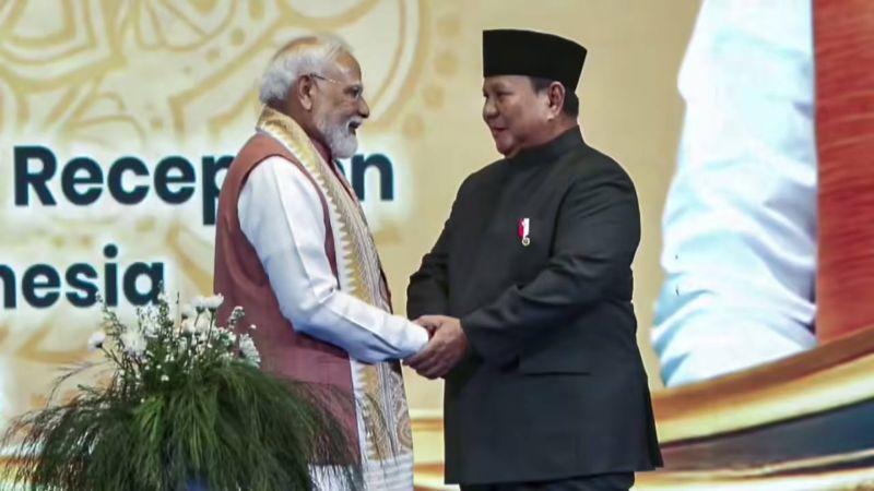 PM Modi surprise with Kuch Kuch Hota Hai twist during Jakarta meet