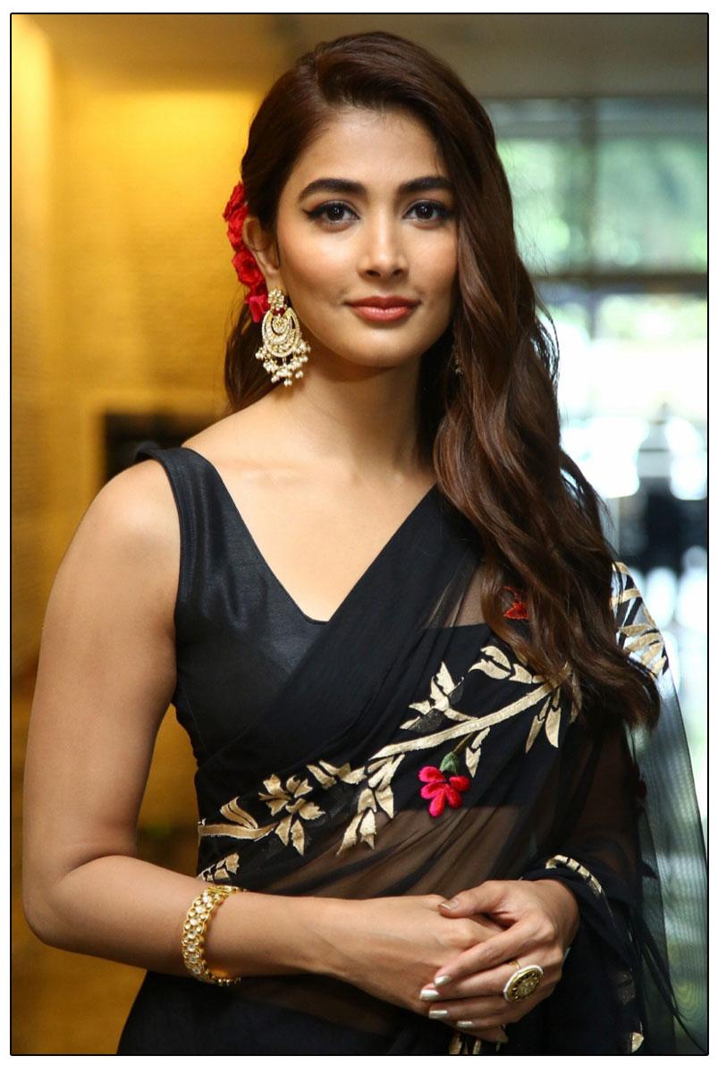 Pooja Hegde Completes Deva