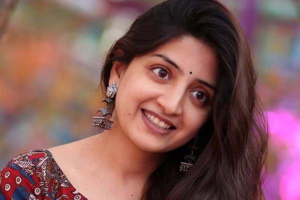 Pawan Recommends Poonam, What's Up?