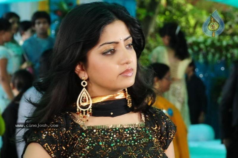 Poonam Also Part of Political Drama?