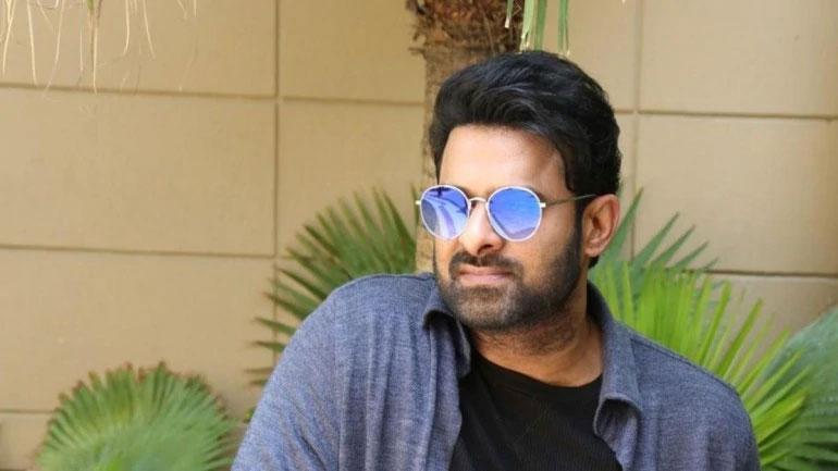 Prabhas Jaan Makers Confusion on Hindi Version