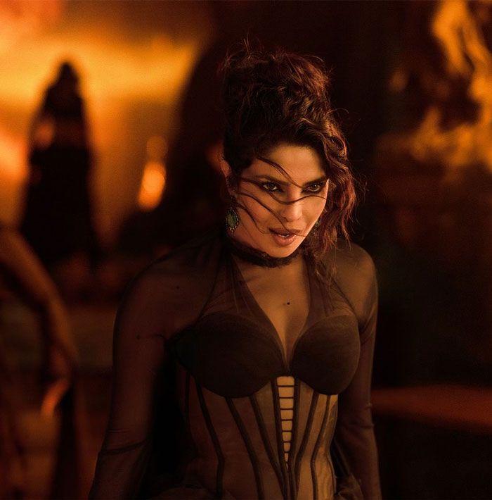 Priyanka Chopra new look from Varanasi goes viral