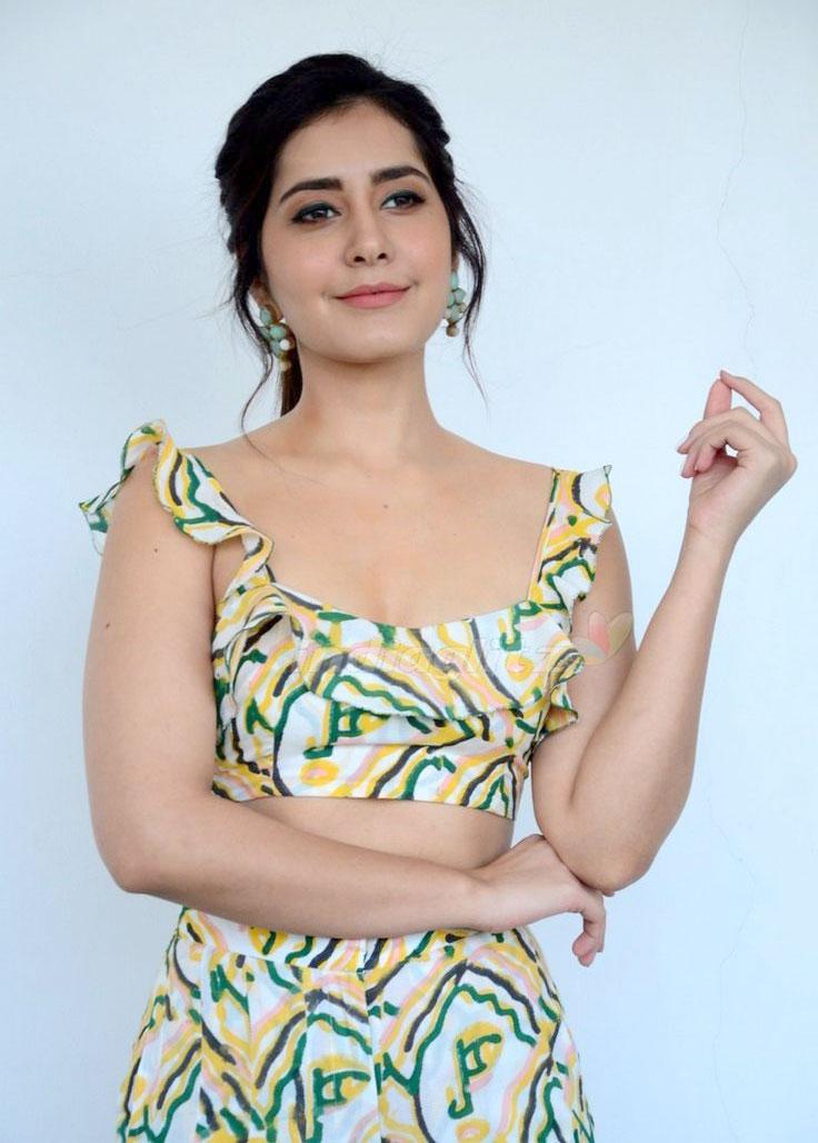 Raashi Khanna says south people starve but crave for them