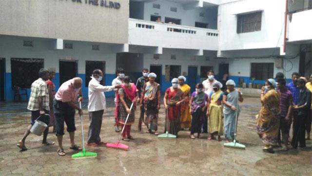 Ram Charan & Rajamouli's Charity to Blind School