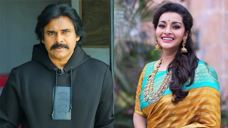 Renu Desai Supports Pawan Kalyan Politically