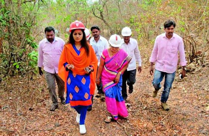Actress Starts Fighting For Bayyaram