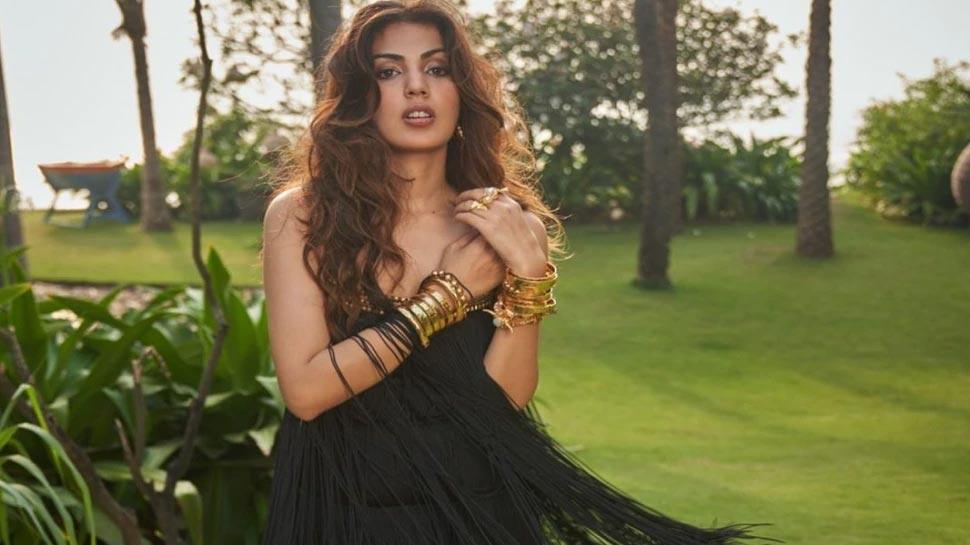 Rhea Chakraborty gets trolled